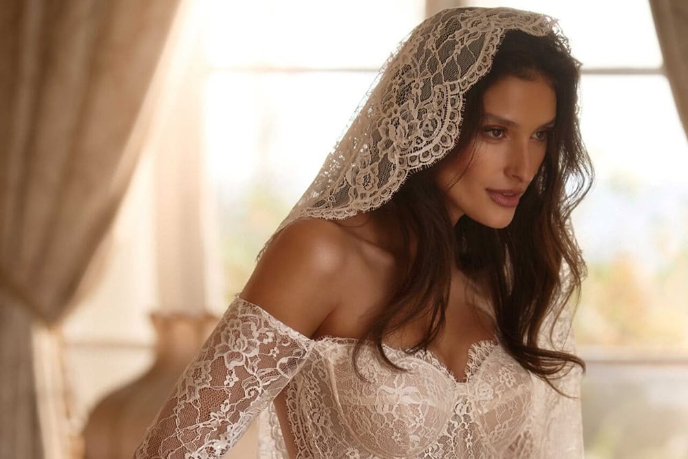 accesorii mireasa 2026 voal din dantela brodata