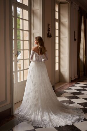 trena ampla din dantela cu finisaj delicat si linie eleganta - sparkle